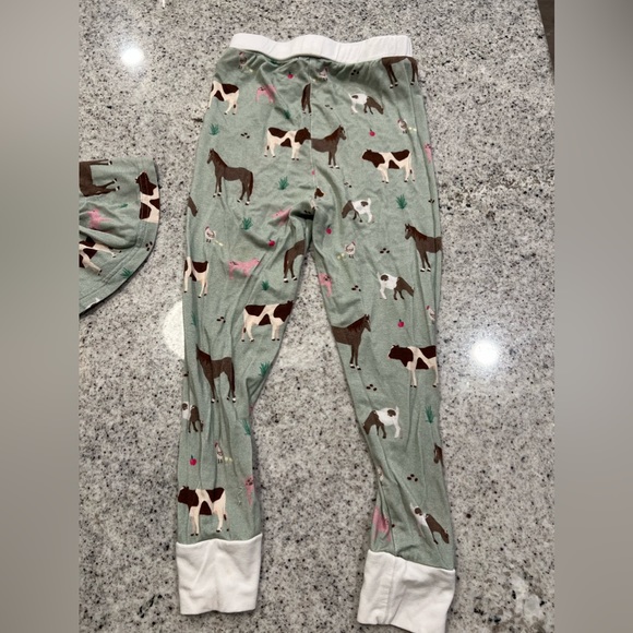 Bamboo Pajamas 2T - Picture 6 of 7
